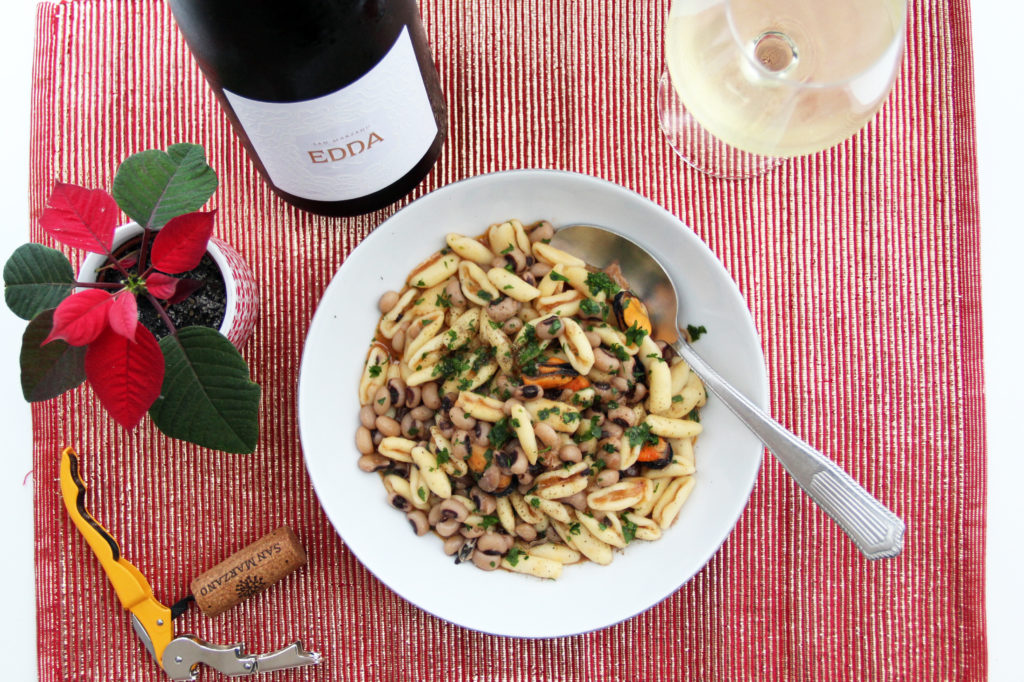 Cavatelli, fagioli con l'occhio di Zollino e cozze ...
