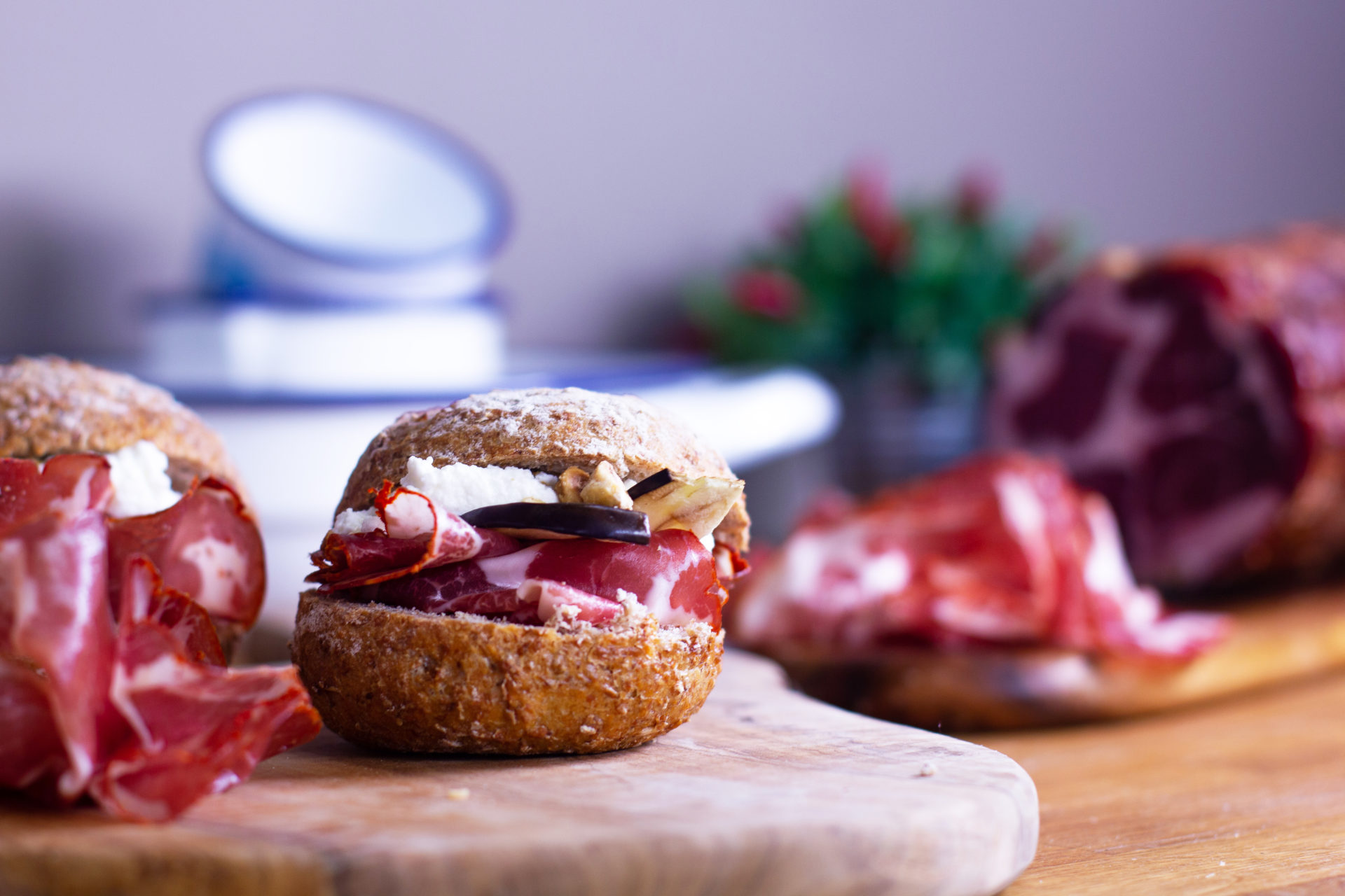 PANINO INTEGRALE CON CAPOCOLLO DI CALABRIA DOP SingerFood